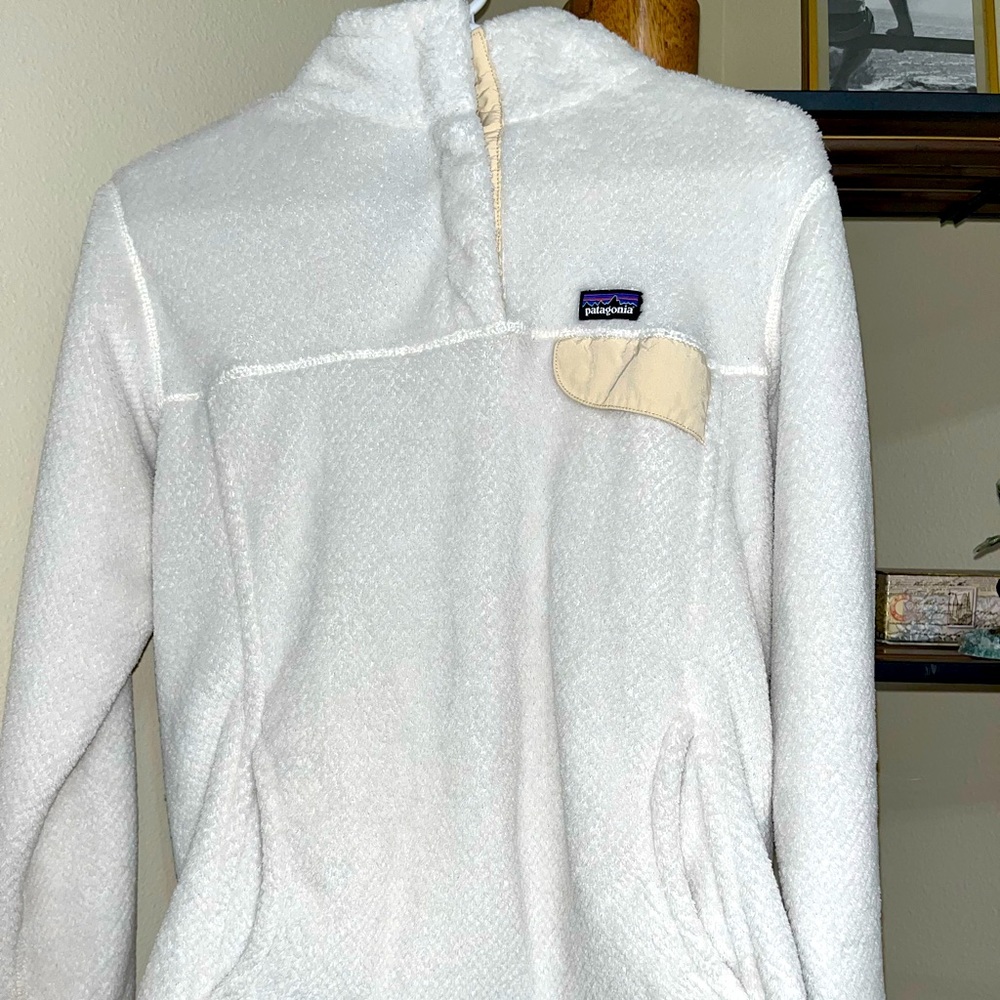 Patagonia white sweater